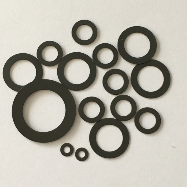 Graphite nylon gasket
