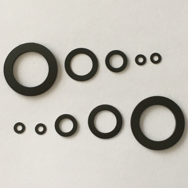 Graphite nylon gasket